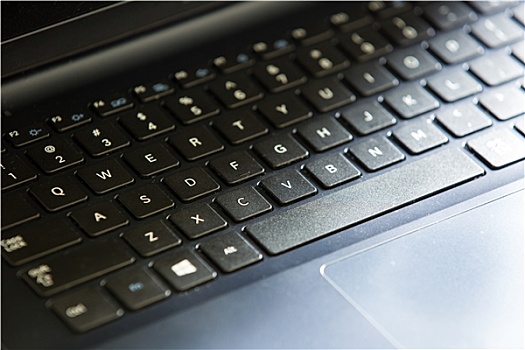 新报道称三星Galaxy S10 2月20日发布：5.8寸起步价约