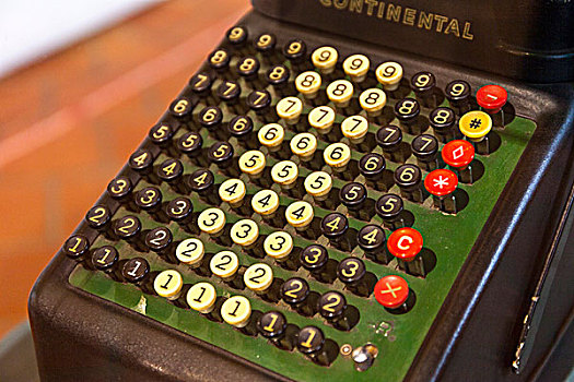 联想笔记本电脑win7下bios中怎么禁用Optane Memory